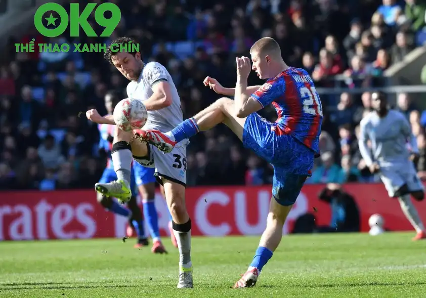 Crystal Palace được dự đoán sẽ chiến thắng để đi tiếp. Crystal Palace được dự đoán sẽ chiến thắng để đi tiếp.